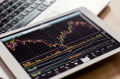 Trade With Bruce – Invest With Confidence